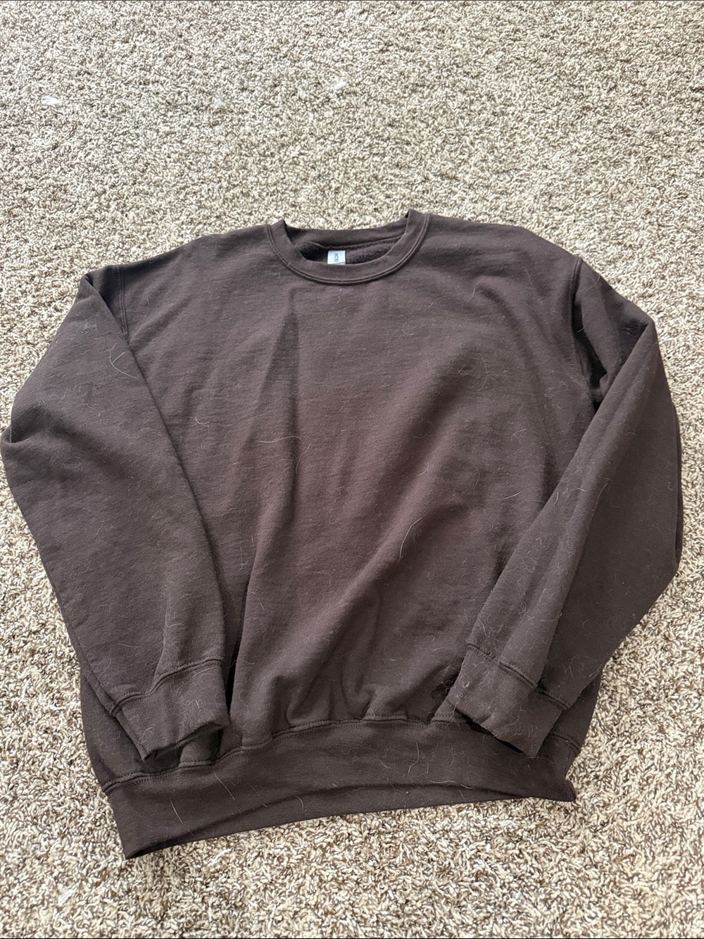 Gildan brown crewneck